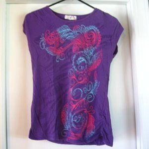 5/$25 Sale! Purple Op print t-shirt with ruching